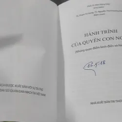 Hành Trình Của Quyền Con Người: Những Quan Điểm Kinh Điểm Và Hiện Đại - PGS. TS. Mai Hồng 727349