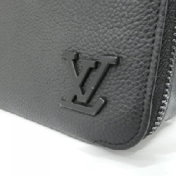 Túi đeo vai Louis Vuitton LV Aerogram Alpha Wearable Wallet M59161 - Hàng hiệu Chính hãng 766475