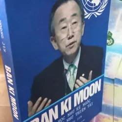 BAN KI MOON 1036120