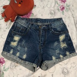 Quần short Jeans PT nữ