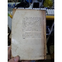 Những hôn lễ man rợ mới 70% ố rách bìa Yann Queffelec 1989 Văn học nước ngoài HCM1709 923285