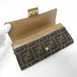 Ví Fendi Baguette 8M0365 A98P - Ví dây chuyền Hàng hiệu Chính hãng 770355