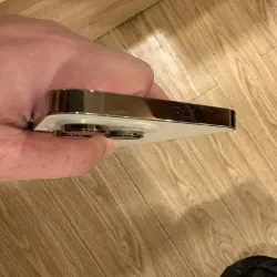 Thanh lý nhanh gọn số lượng 14 Pro/ Pro Max 760284