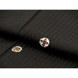 Áo nhỏ kích thước L - Hàng hiệu Authentic 875175