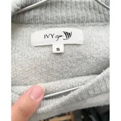 MỚI 98%***ÁO LEN IVY MODA SIZE S* KẺ CARO MÀU XANH NGỌC XANH MẠ BE* TẶNG QUÀ 0Đ FREESHIP 588668