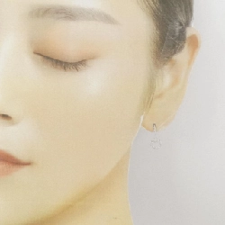 K18WG Bông tai kim cương hình trái tim 0.22CT - Hàng hiệu chính hãng 870418