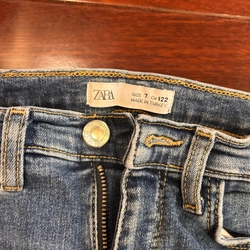 Quần Jeans hàng hiệu cho bé gái cao 122cm  455730