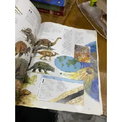 Prehistory and the Dinosaurs - Robert Muir Wood 560832