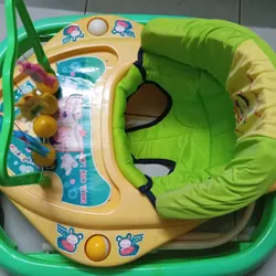 Xe tập đi kiểu truyền thống 597848