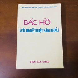 Bác Hồ với nghệ thuật sân khấu 