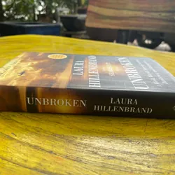 UNBROKEN- LAURA HILLENBRAND 556845