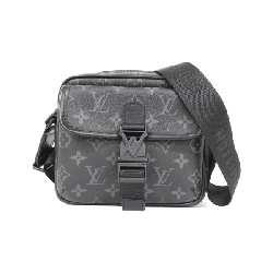 Túi đeo chéo Louis Vuitton Monogram Eclipse Getaway Messenger M12518 - Hàng hiệu Chính hãng