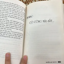 Tiểu thuyết quyền lực thứ tư 1017776