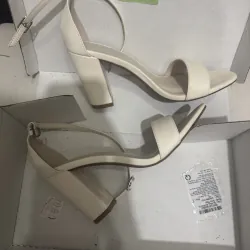 Sandal kem sữa Juno size 37 957712