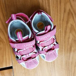 Giày thể thao trẻ em UOVO size 24 màu hồng phong cách năng động 756342