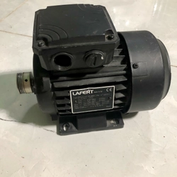 Động cơ kéo 3pha Made in Eu 446720