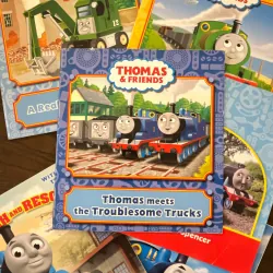 ✨ 𝑻𝒉𝒐𝒎𝒂𝒔 & 𝑭𝒓𝒊𝒆𝒏𝒅𝒔 6-𝑩𝒐𝒐𝒌 𝑺𝒆𝒕✨ 780122