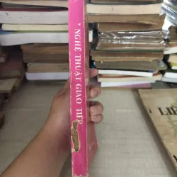 Nghệ thuật giao tiếp 995112