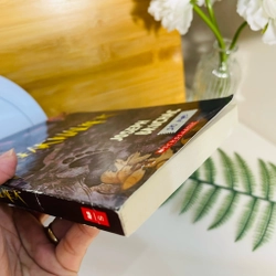 [Sách tiếng Anh 2hand] Like new 90% - 🐾 Bearwalker - Joseph Bruchac 507956