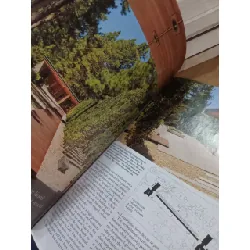 Architectural Digest: The international magazine of design 693081