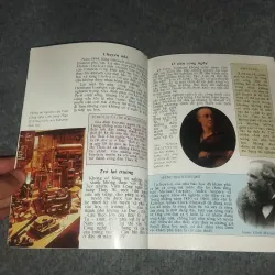 ALBERT EINSTEIN VÀ THUYẾT TƯƠNG ĐỐI 570910