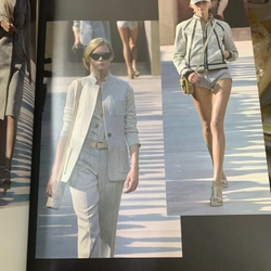 Louis vuitton catwalk.  445538
