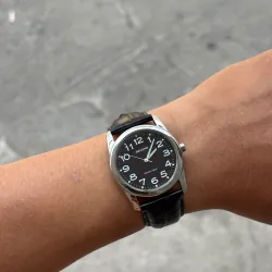 Đồng hồ pin năng lượng ánh sáng Nhật  1010991