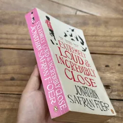 Extremely Loud & Incredibly Close - Jonathan Safran Foer 746388
