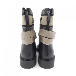 Giày bốt CHRISTIAN DIOR D-MAJOR KDI676SCN 657226