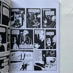 Persepolis: The Story of a Childhood - Marjane Satrapi 789391