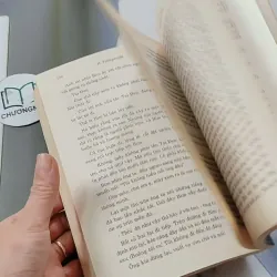 Con Bim Trắng Tai Đen - G. T. Proleforski 744686