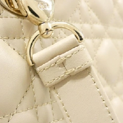 Túi Christian Dior Lady Dior Medium M0565ONGE 614729