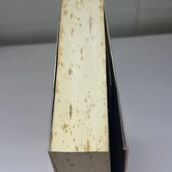 Cô gái mù chữ phá bom nguyên tử 1004894