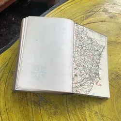 PETIT LAROUSSE- bìa cứng xuất bản năm 1961 596097