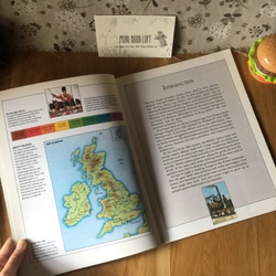 Sách kiến thức History of Britain: Roman Britain và Georgian Britain, Used 442989