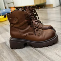 Pass bốt nâu size 37-38