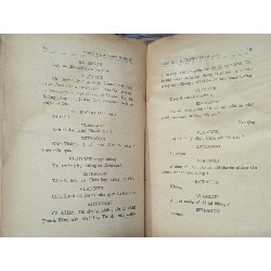 TRONG KHI CHỜ GODOT - SAMUEL BECKETT 119271