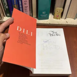 [Ruột Sách Có Gạch Và Note Bằng Bút Chì] - Tiểu Thuyết, Trinh Thám, Kinh Dị: Trại Hoa Đỏ 927231