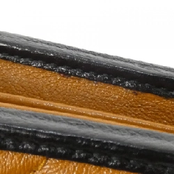 Ví dây chuyền GG MARMONT 573807 0OLFX của Gucci - Hàng hiệu Chính hãng 770639