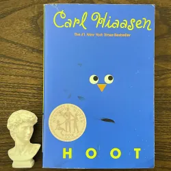 Hoot (The New York Times Bestseller Carl Hiaasen)