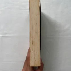 One Hundred Years of Solitude - Gabriel García Márquez 992638