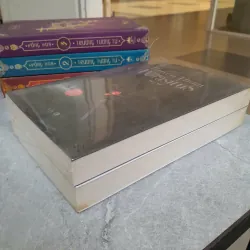 HUYỀN THOẠI PORASITUS - THẢO DƯƠNG 996292