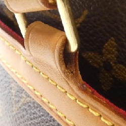 Túi xách vai Louis Vuitton Monogram Coussin GM M51141 609161