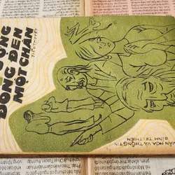 Tiểu thuyết Tượng đồng đen một chân của tác giả Xuân Đức. 704358