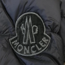 Áo khoác lông vũ MONCLER 641504