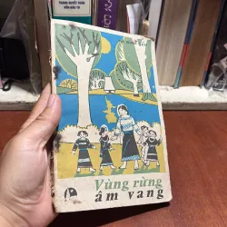 [Chỗ Ghim Bị Mục Và Tách Giấy] - II Sách 7x: Vùng Rừng Âm Vang - Hà Đình Cẩn - 1979 1012880
