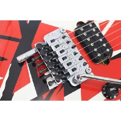ＥＶＨ ＳＴＲＩＰＥＤ ＲＥＤ ＷＩＴＨ ＢＬＡＣＫ - Hàng hiệu Authentic 878756