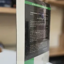 Trinh thám Thụy Điển: CÔ GÁI CHỌC TỔ ONG BẦU (Stieg Larsson) 759666