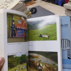 Sách: Tuổi trẻ đáng giá bao nhiêu (B1) Tác giả: Rosie Nguyễn 693108