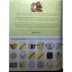 Children's First Cookbook DK BÌA CỨNG mới 85% bẩn nhẹ Annabel Karmel HPB3107 NGOẠI VĂN 450747